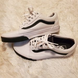 Black & White Vans